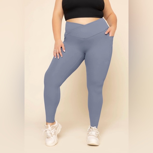 Women's Mist Blue Leggings - Picture 2 of 6